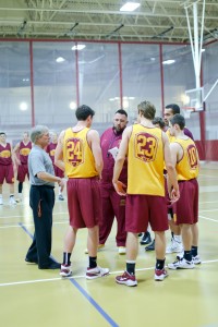 The men’s basketball team prepares for a season with shorter shot clocks. Photo by Maddie Malat.